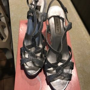 Graphite Silver Size 9M